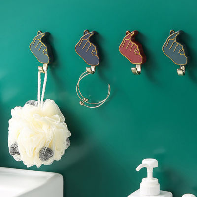 【คลังสินค้าพร้อม】 Creative Retractable Fin-Ger Heart Hook Key Holder Wall Clothes Hanger Room Decoration Punch-Free Sticky Hook Light ตะขอหรูหรา2ชิ้น