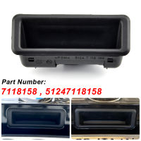 51247118158สำหรับ BMW ด้านหลังประตูสวิทช์ Trunk Handle E60 E61 E90 E91 E92 E84 E70 E88 E71 E72 1 3 5 Series X3 X5 X6 7118158