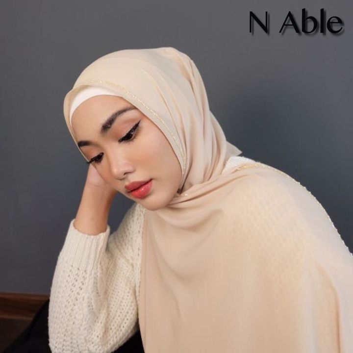 embroidered-hijab-01-ผ้าคลุมพรีเมี่ยมปักเลื่อมญี่ปุ่นเนื้อผ้านุ่มๆ-เบาสบาย-เพิ่มความพิเศษ-ปักมุก-และ-ลูกปัดญี่ปุ่นคุณภาพดีที่สุด-n-able-style-816