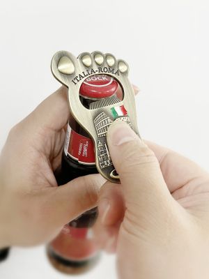 ♤♧✲ 1PCS Zinc Alloy Creative Retro Big Feet Bottle Opener Fridge Magnet Metal Travel Souvenir Beer Can Opener