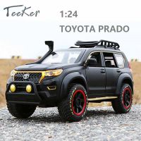 1:24จำลองสถานการณ์สูง Toyota Prado SUV โมเดลรถโลหะผสมเหล็กหล่อดัดแปลงยานพาหนะออฟโรดของขวัญรถลากเด็ก