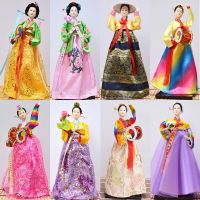 ตุ๊กตาต่อสู้ชุดเต้นรำทำมือ Hanbok แบบดั้งเดิมขนาด12นิ้วของเกาหลีหุ่นจำลองตัวการ์ตูนตุ๊กตางานฝีมือพร้อมเสื้อคลุม