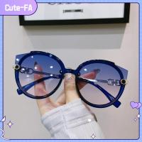 แว่นตา UV400 CUTE-FA สำหรับผู้หญิงและผู้ชายแว่นกันแดดแฟชั่นสตรีแว่นตากันแดดแว่นตากันแดดรูปหลายเหลี่ยมตาแมวยอดนิยมในแว่นกันแดดกรอบโลหะ