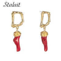 Bohemian Red Coral Alphabet Letter D Drop Earrings Women Gold Color Alloy Dangle Earrings Wedding Gifts Jewelry