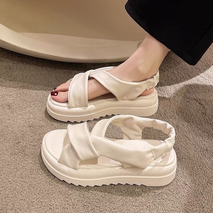Sandal nữ quốc dân Hàn Quốc quai chéo cực hot mẫu mới 2022 - Giày ...