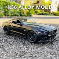 1:36 FORD Mustang Alloy Sports Car Model Diecast Metal Toy Vehicles Car Model High Simulation Pull Back Collection Die-Cast Vehicles