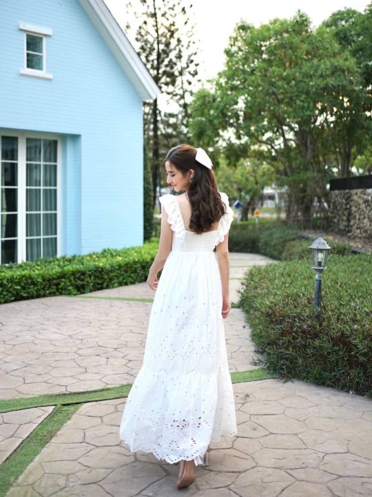 p016-010-pimnadacloset-white-princess-eyelet-lace-dress
