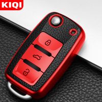 KIQI TPU Leather Car Key Cover Case for Volkswagen for VW Bora Polo Tiguan Jetta Passat B5 B6 B7 Golf Beetle for Skoda Octavia Key Chains