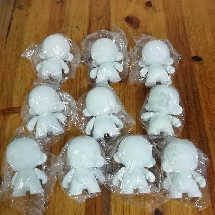 Wholesale 4 Inch Kidrobot Munny Dolls DIY Paint Vinyl Art Figure Toys