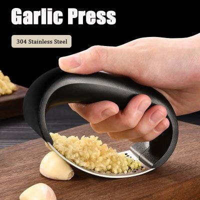 Stainless Steel Garlic Press Garlic Mincer Arc Shape Design Garlic Crusher Manual Chopping Garlic Tools Kitchen Accessories