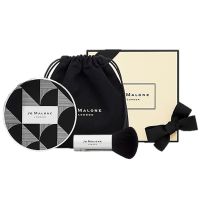 Jo Malone English Pear &amp; Freesia Scented Body Powder Mirror+Kabuki Brush Set แป้งฝุ่นน้ำหอมเนื้อเนียนละเอียดบางเบาสำหรับผิวกายจากต่างประเทศ