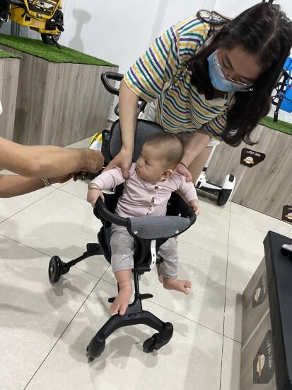Xe đẩy gấp gọn có đệm cho bé - xe đẩy du lịch - xe đẩy cho bé a hìu q7 hcm - ảnh sản phẩm 2
