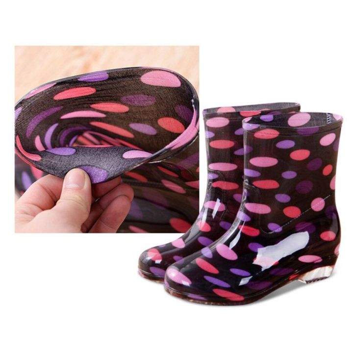 รองเท้าบูทกันฝน-แฟชั่นรองเท้าฝนเกาหลีสไตล์สุภาพสตรี-รองเท้า-รองเท้าบูทกันน้ำ-กันลื่นสวมทนรองเท้าฝนพีวีซี-สไตล์เท่ๆ