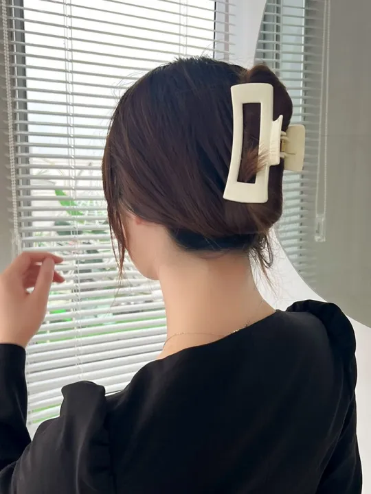 milky-white-simple-hair-clip-female-back-head-shark-clip-bath-hair-clip-headwear-ins-korean-hair-clip-jyue