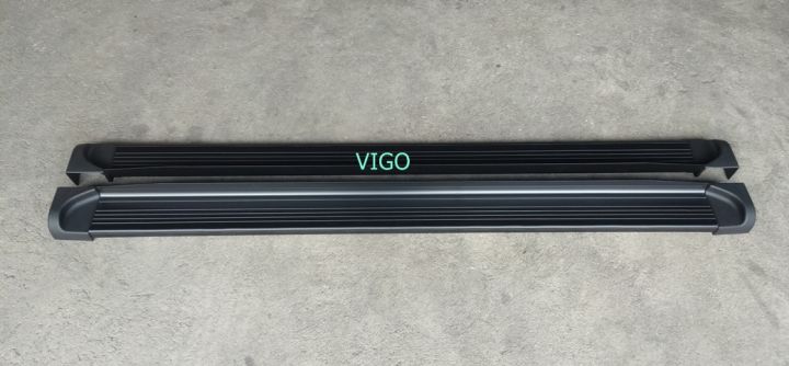 บันไดข้าง-vigo-สีดำ-รุ่น-4-ประตู-รุ่นแคป-บันไดเสริมข้างรถวีโก้สีดำ-บันไดอลูมิเนียมพร้อมขาติดตั้ง