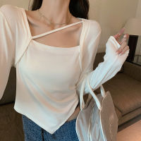 Long-sleeved T-shirt Womens Irregular Short Fake Two-piece Autumn New Temperament Square Collar Bottoming Korean Top.