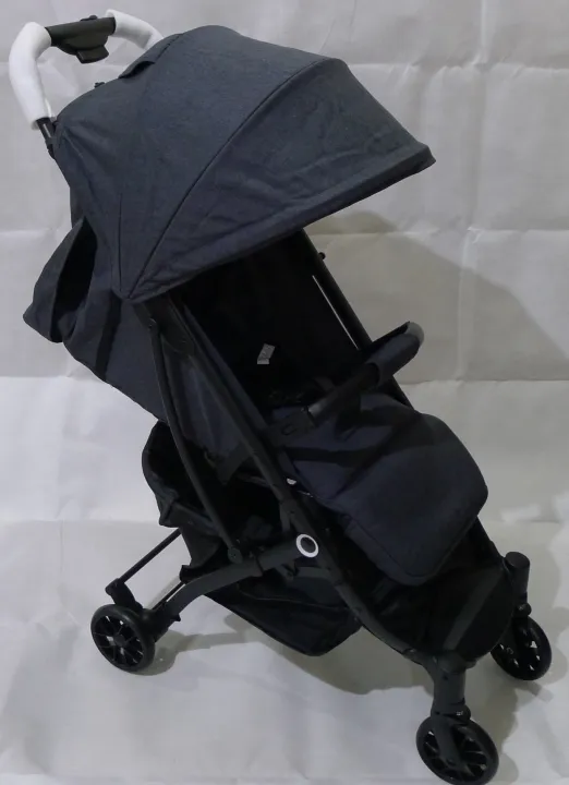 one hand fold travel system