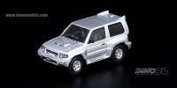 MITSUBISHI PAJERO EVOLUTION Silver  1:64 (INNO64)