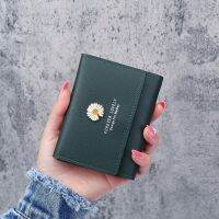 Women Short Wallet Small Three-fold Handmade Wallet Daisy Multi-card Card Holder Coin Purse Simplicity Simple Student Wallet