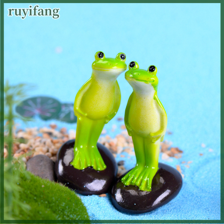 ruyifang-รูปแกะสลักขนาดเล็กรูปกบสัตว์น่ารักสำหรับตกแต่งตู้ปลาเครื่องประดับกบแบบยืนอุปกรณ์ตกแต่งสวนขนาดเล็กในบ้าน