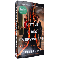 Genuine English original novel small fire everywhere small fire Celeste ng Wu Qis best-selling novel pocket edition