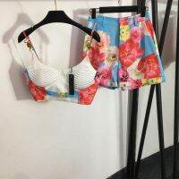 ADH9 VERSA Beaute 2023 spring and summer dopamine wear suit metal shoulder buckle Tube strap top flower print shorts