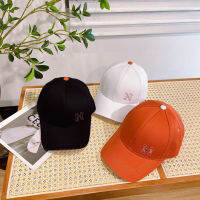 The latest original her.mesˉbaseball cap color matching H original breathable canvas fabric is meticulous, stylish and handsome.