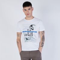 เสื้อยืดพรีเมี่ยมHH DAVIE JONES เสื้อยืดพิมพ์ลาย สีขาว Graphic Print T-Shirt in white TB0137WH เสื้อยืดผ้าฝ้าย