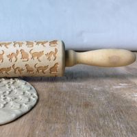 Wood Cat Printing Dough Roller for Bakeware Animal Cats 3D Christmas Cookies Roll for Kids Birthday Gifts Patterned Rolling Pins Bread  Cake Cookie Ac