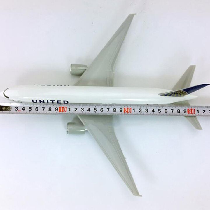 32cm-big-collectible-boeing-777-300-united-airlines-airplane-model-toys-aircraft-diecast-plastic-alloy-plane-gifts-for-kids