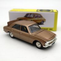 【Hot demand】 ของเล่น Atlas 1:43 Dinky 1452 PEUGEOT 504 Diecast รถรุ่นลิมิเต็ดอิดิชั่น