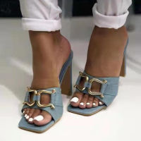 CKE cwwartnew Blue Denim รองเท้าแตะผู้หญิงกลางแจ้ง mules รองเท้าส้นสูงแฟชั่นหัวเข็มขัดโลหะ designer รองเท้าแตะ Square Toe สุภาพสตรีรองเท้าขนาด35-41