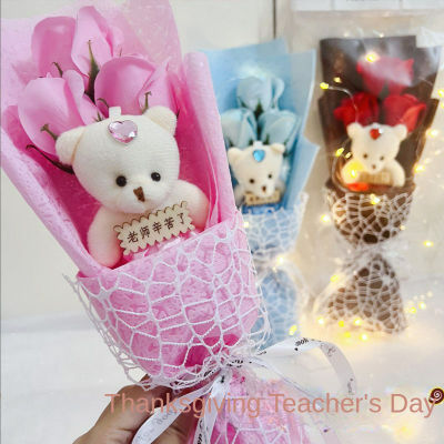 💐คลังสินค้าพร้อม💐หมีเดี่ยวตุ๊กตาการ์ตูนดอกไม้ช่อดอกไม้วันเกิดดอกไม้ประจำเทศกาล Buket Bunga Wisuda วันวาเลนไทน์ช่อดอกไม้ A ช่อดอกไม้สำหรับครูหญิงหมีเดี่ยวตุ๊กตาการ์ตูนช่อดอกไม้สร้างสรรค์วันเกิดครูของขวัญวัน