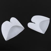 ♨ 2 pcs New Silicone Gel Toe Soft Ballet Thumb Dance Shoes Pads Foot Care Protector Free X-13026