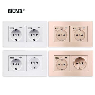 ปลั๊กไฟติดผนัง EIOMR EU แบบชาร์จพอร์ต5V 2.1A 146Mm * 86Mm 16A แผงพีซีหน่วงการติดไฟมาตรฐาน EU 220V