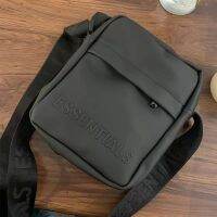 【CC】 ESSENTIALS Mens Messenger Hip Hop Crossbody Shoulder Male Fashion