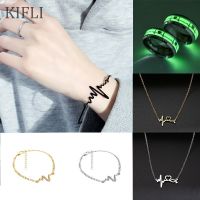 Ddd】 Gelang Petir คลื่นไฟฟ้าหัวใจคู่แบบมินิมอลลิสต์เครื่องประดับแฟชั่นเครื่องเพชรเครื่องประดับของขวัญโซ่ไหปลาร้าหัวใจความรักสำหรับผู้หญิง-KIFLI