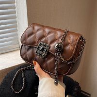 Diamond Embroidery Thread Bag 2023 Autumn and Winter Retro New Style Womens Bag Popular Chain Crossbody Bag Western Style Small Square Bag 【JYUE】