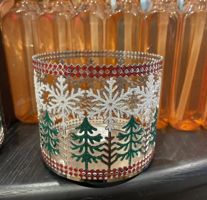 bath and body works under the christmas tree candle