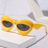 Unique Candy Color Sexy Lip Sunglasses For Women New Luxury Brand Yellow Blue Gradient Sun Glasses Men Hip Hop Shades