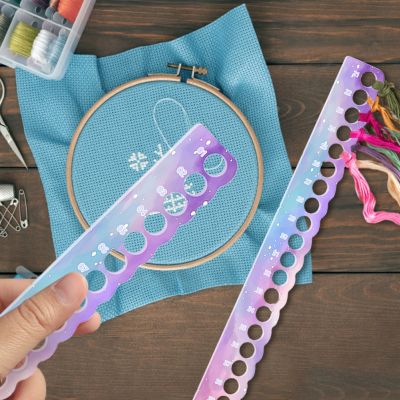 ✼ 2pcs Cross Stitch Thread Holder Bobbins Durable Sewing Tool Organizer Portable Cross Stitch Holder Tool for Handmade Accessories