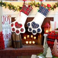 Pet Christmas Stocking Dog Paw Plaid Gift Bag Animal X-mas Ornament Stocking Candy Bags Cat Toy Gift Home Decoration Accessories Socks Tights