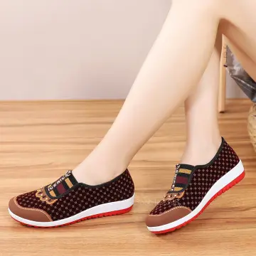 Women Walking Shoes Super Soft Height Increase Travel Outdoor Shoes 