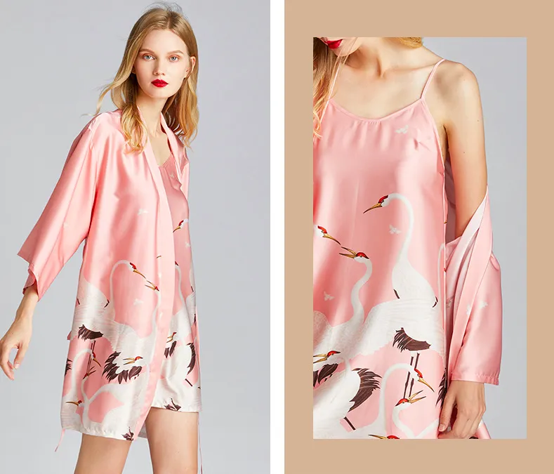 Váy ngủ Đầm ngủ (không kèm áo choàng) lụa satin hình flamingo hồng ...