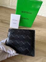 กระเป๋าสตางค์ Bottega Veneta ของแท้ 100% รุ่นใหม่ล่าสุด เป็นลายสานกลาง รุ่น8cards