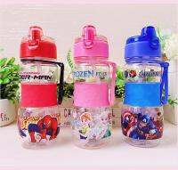 Kids Cartoon Spiderman Hello Kitty Cup, Cute Portable plastic straw cup for Primary and Kindergarten 400ML Leakproof   ถ้วยน้ำพกพาน่ารักถ้วยน้ำพร้อมฟางยางยืด  ขวดน้ำกันรั่ว