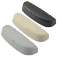 Car Sun Glasses Case Holder Storage Box For Audi Q3 Q5 Q5L Q7 Q8 A1 A3 S3 A4 A4L A6 A7 S6 S7 A8 S4 RS4 A5 S5 allroad Prologue