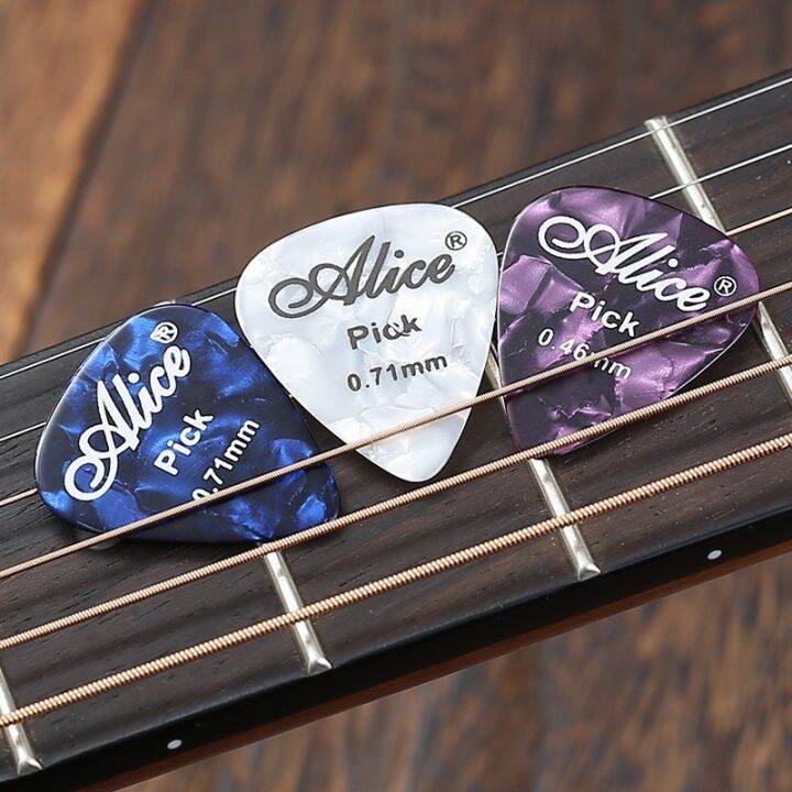 6-pcs-guitar-picks-celluloid-picks-guitar-accessories-free-pick-holder-guitarra-parts