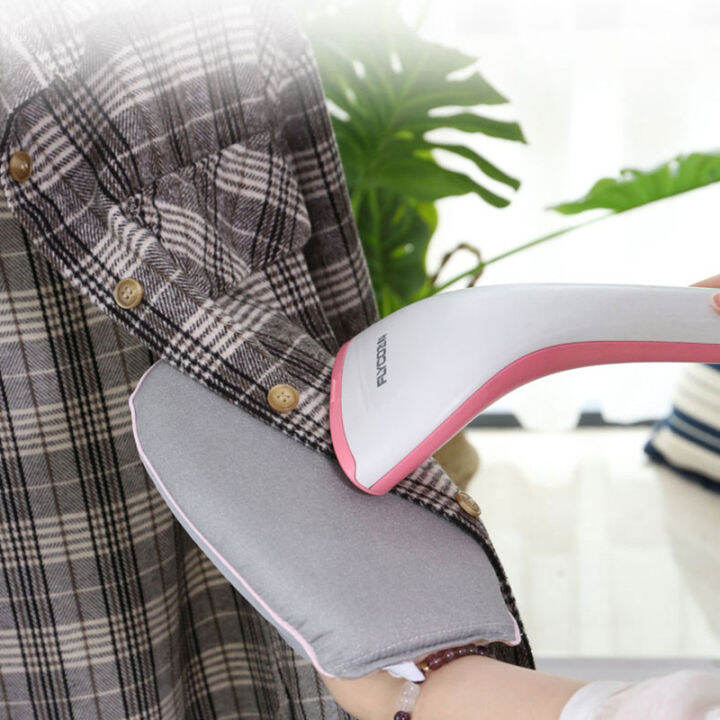 handheld-ironing-pad-ironing-board-with-finger-loop-portable-anti-steamer-mitt-ironing-mat-sleeve-garment-steamer-heat-resistan