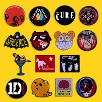 【DT】hot！ 2023 New Band Brooch Punk Music Badge Pin Collection Medal Jewelry Accessories